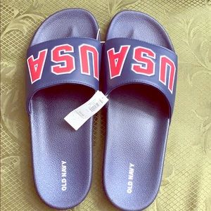 Old Navy men slide on sandals, size 10/11 New